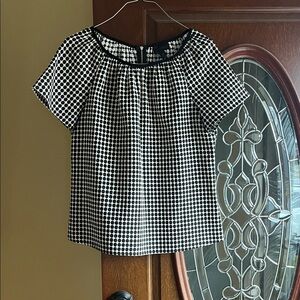 Chic Black and White Geometric Top